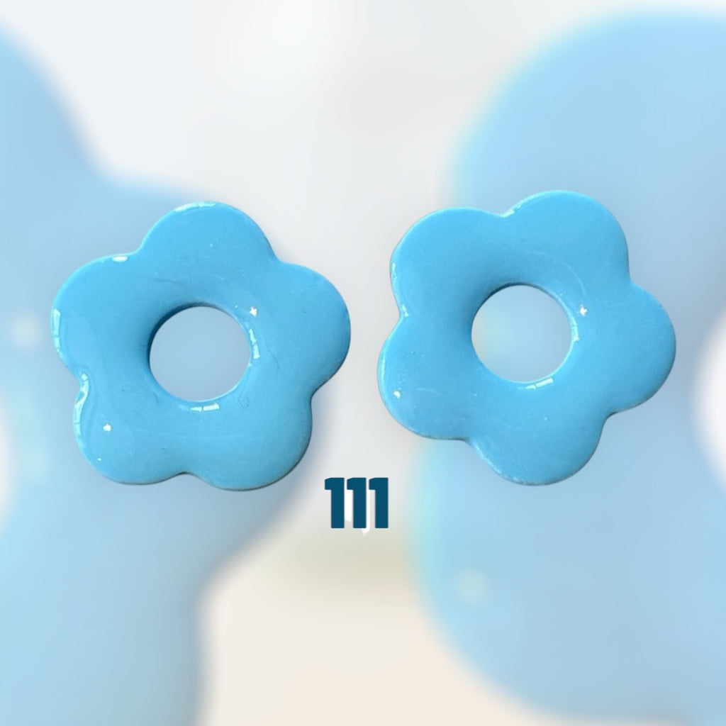 Pampilles Fleur Bleu Clair – Pâte Polymère & Résine | 2 cm