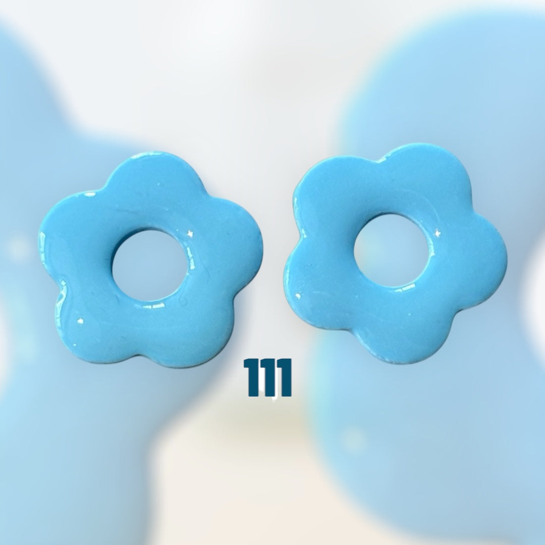 Pampilles Fleur Bleu Clair – Pâte Polymère & Résine | 2 cm