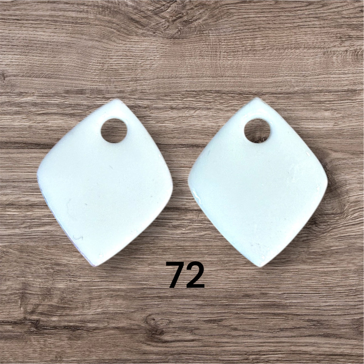 Pampilles Losange Blanc – Pâte Polymère & Résine | 2,5 cm