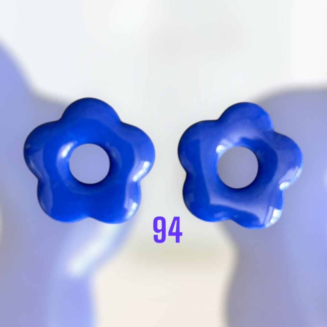 Pampilles Fleur Bleue – Pâte Polymère & Résine | 2 cm