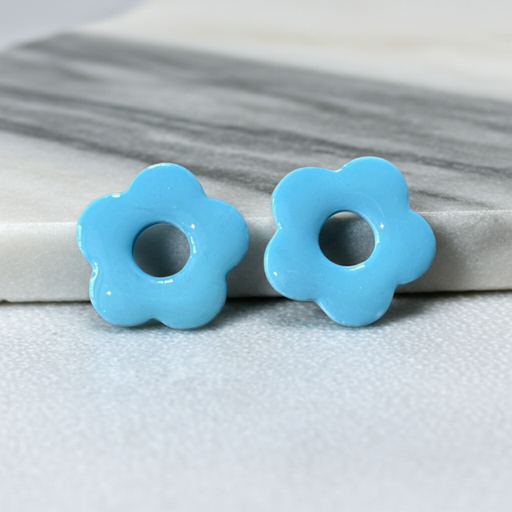 Pampilles Fleur Bleu Clair – Pâte Polymère & Résine | 2 cm